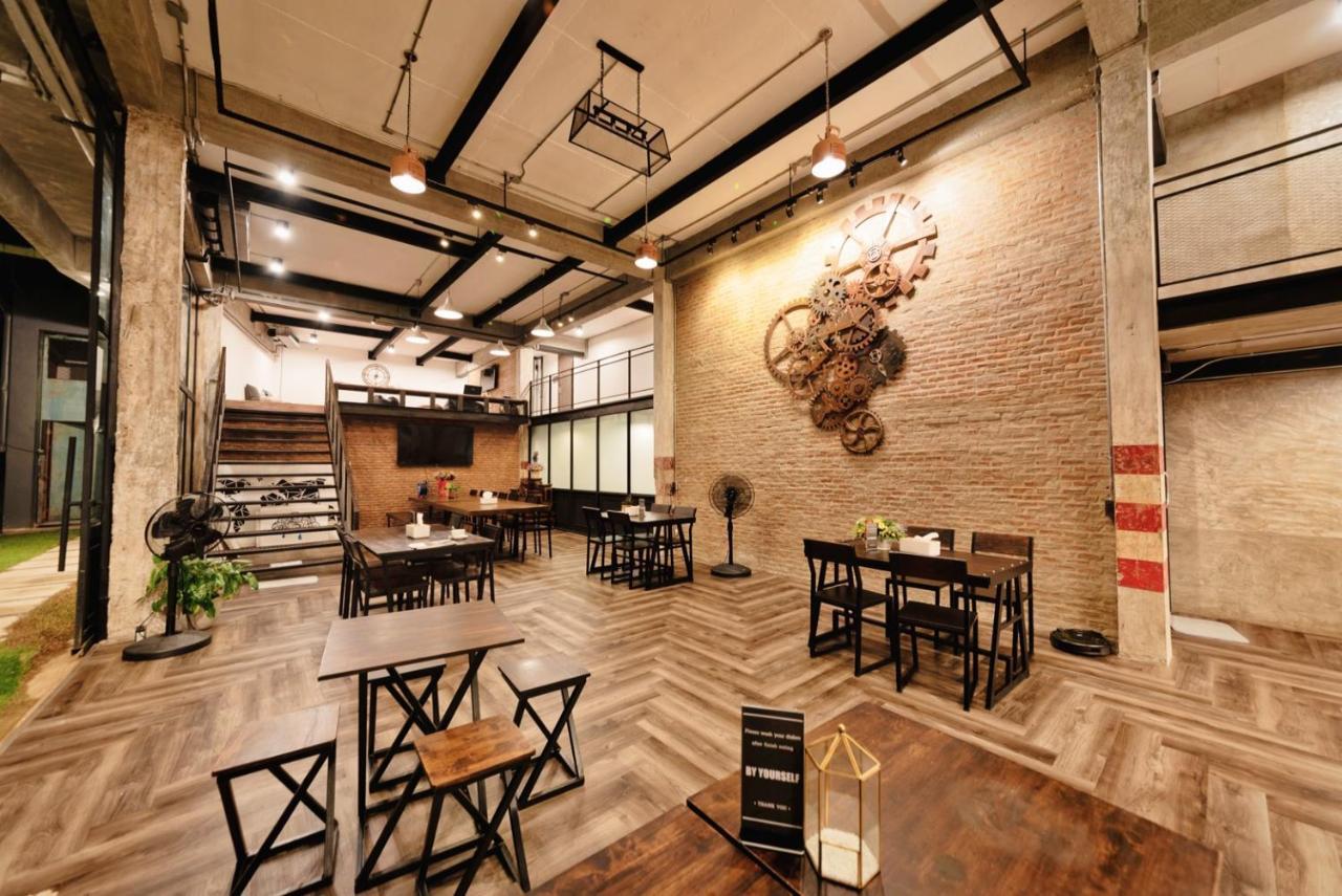 The Entaneer Poshtel Asrama Chiang Mai